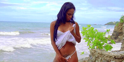 Shaved Sofia Suarez pussy fuck outdoors