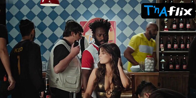 Emanuelle Araujo Funbags Episode in Samantha!