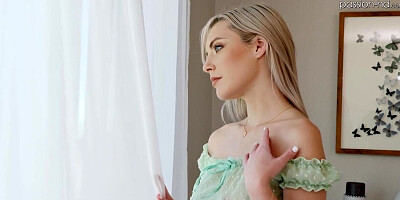 Tiny blonde with a wet vagina gets fucked on SPD