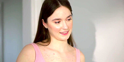 Pinkish slit schoolgirl tasted by her COUGAR educator