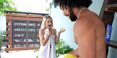 Damn Stepsis! Hottest 3 way Of My Life! - Jessie Saint