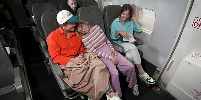 Inviting Alexis Wilson and Sara Heat - pussy licking action - Club Sweethearts