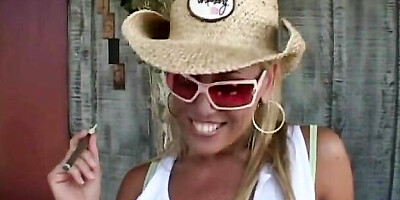 Sophisticated sweetie's orgy action