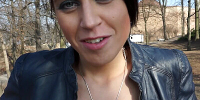 Hot amateur chick is enjoying hardcore sex in the street