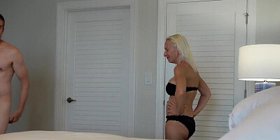 Hefty Orb Ash-blonde Barges Into My Bedroom - Motel sixty nine E05 - COUGAR Stella
