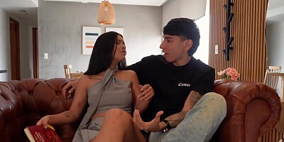 Screwing after school, a curvaceous Latina rails a ginormous prick with her raw vulva