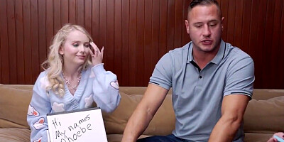 Ultra-kinky Medic Rails Him Very first to Train the Lesson