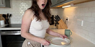 ¡¡¡WOW!! - 45-Yr-Senior Stepbrother Takes His Young Fabulous Sis’s V-card in Their Stepdads’ Kitchen (AI)