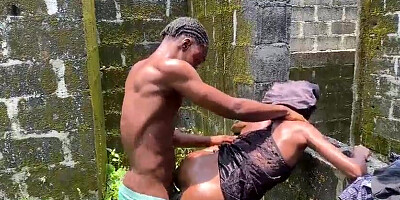 Teenie plumbed and creampied in uncompleted palace by street thug