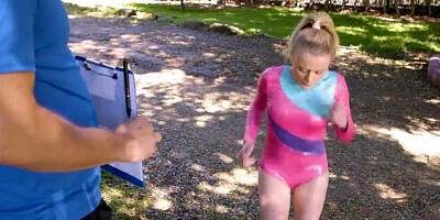 Small Gymnast Arches Over for Her Hulking Trainer's Humungous Man rod