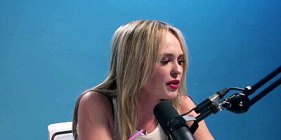 Smallish platinum-blonde COUGAR flashes puffy boobies and pokes herself with fake penis