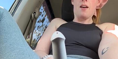 COUGAR dousing her yoga trousers in van