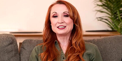 Dialogue with Brit redheaded COUGAR Lily Kink