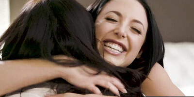 Harmonious Angela and Kissa's pussy licking video