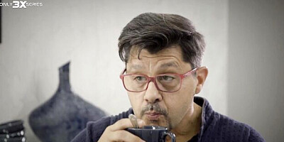 Well-proportioned female's fetish scene