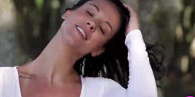 Monstrous backside COUGAR Joelina stellar striptease and uncovering ginormous jugs and immense caboose