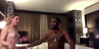 Big-boobed mummies Lexi Grey & Tee Real Take Every Inch of Rome Major!
