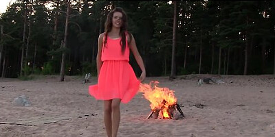 Lovely Lucy G Plays With Herself In A Pink Evening