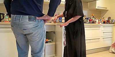 Souzan Halabi In Fuck-urging Plump-booty Arab Wife Tempts A Plumber To Fix Her Pussy With His Pipe