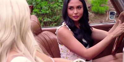 Skinny Elsa Fulfills Her Anal Threesome Fantasy College Pornstar Masturbation For Cash