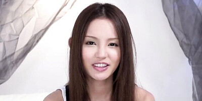 Wet Emiri Okazaki at adult toys action