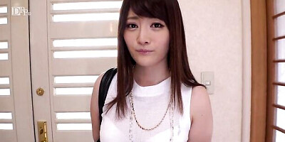 Watch glamour side piece's dirt