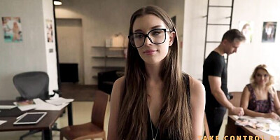 Life Selector featuring Sasha Rose and Cherry Kiss's babe scene