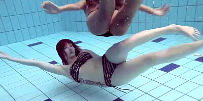 Splendid Lucy and Katrin - hd scene - Underwater Show