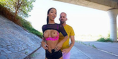 Porto De Bilbao And Lia Lin - Fucked Under The Bridge