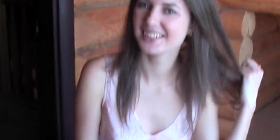 Girl has oral coition with man trying to make him cum with mouth