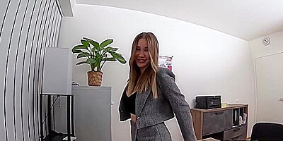 Seductive And Amalia Daviss Extra Credit Movie