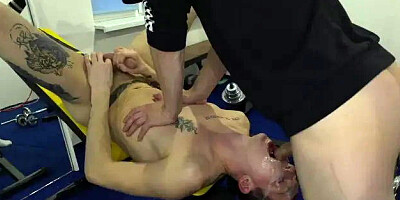 The Coach Fucked the Student in the Gym and Finished Him all Over His Throat ...