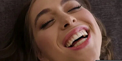 I Can't Believe I got to Dive Face First into Riley Reid's Beautiful Pussy