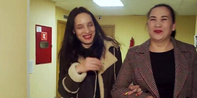 Older woman has sex with the bf of her stepdaughter