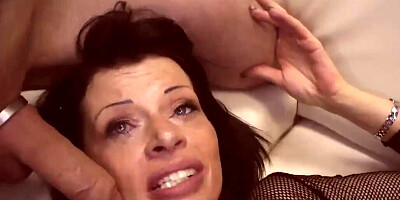 Group sex is the best way to relax for MILFs