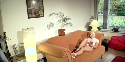 Old cleaner fucks lustful teen wench on the couch