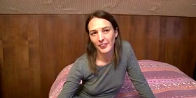 Libertine de 33ans teste ses limites anales