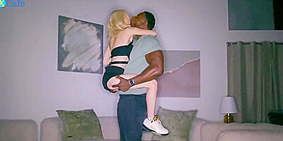 Petite Emma Rosie Gets Cradles With Bbc In Her Cunt