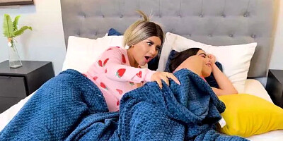 I Catch My Stepsis Masturbating in My Bed and She Convinces Me to Fuck Her Ti...