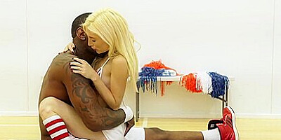 Little Piper Likes Big Pipes - Interracial Sex