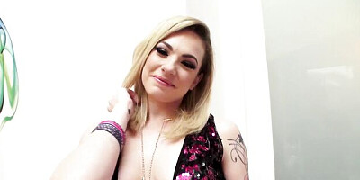 Precious Dahlia and Mick's cowgirl sex