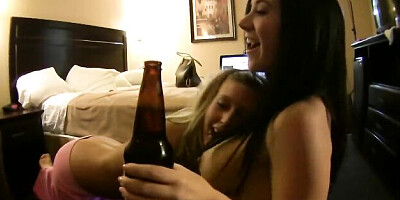 PUBA featuring Jayden Jaymes and Samantha Saint's lesbian dirt