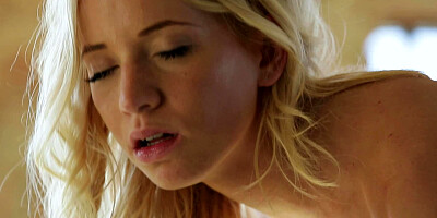 Blondie prefers to copulate with her man in a romantic way