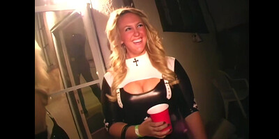 Dick eating party whore goes down on big cock at party