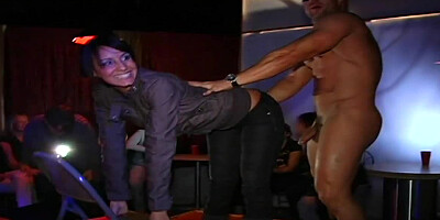Dick sucking strip club girls want to make those thick cocks cum