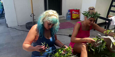 Eye opening new age fuck fest with horny hippie girls