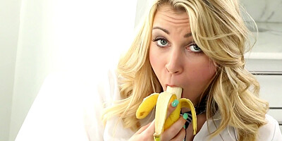 Blonde is getting seduced by her step dad and his large erect penis