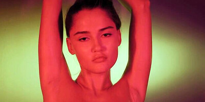 Stunning solo masturbation with a sweetheart Sonya Blaze