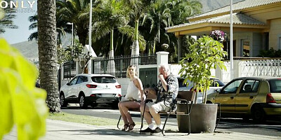 Watch extraordinary Mary Monroe's trailer