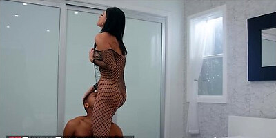 Happy to fulfill every sexual fantasy with eager passion